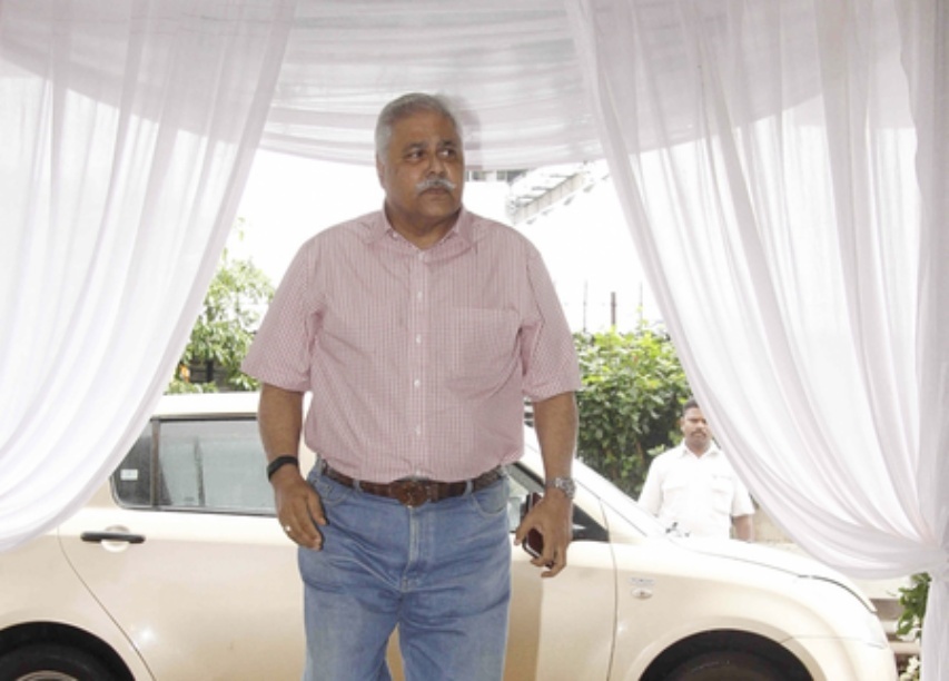 Yearender 2025 Dharmendra Govardhan Asrani zubeen garg and other celebs who lost lives in 2025