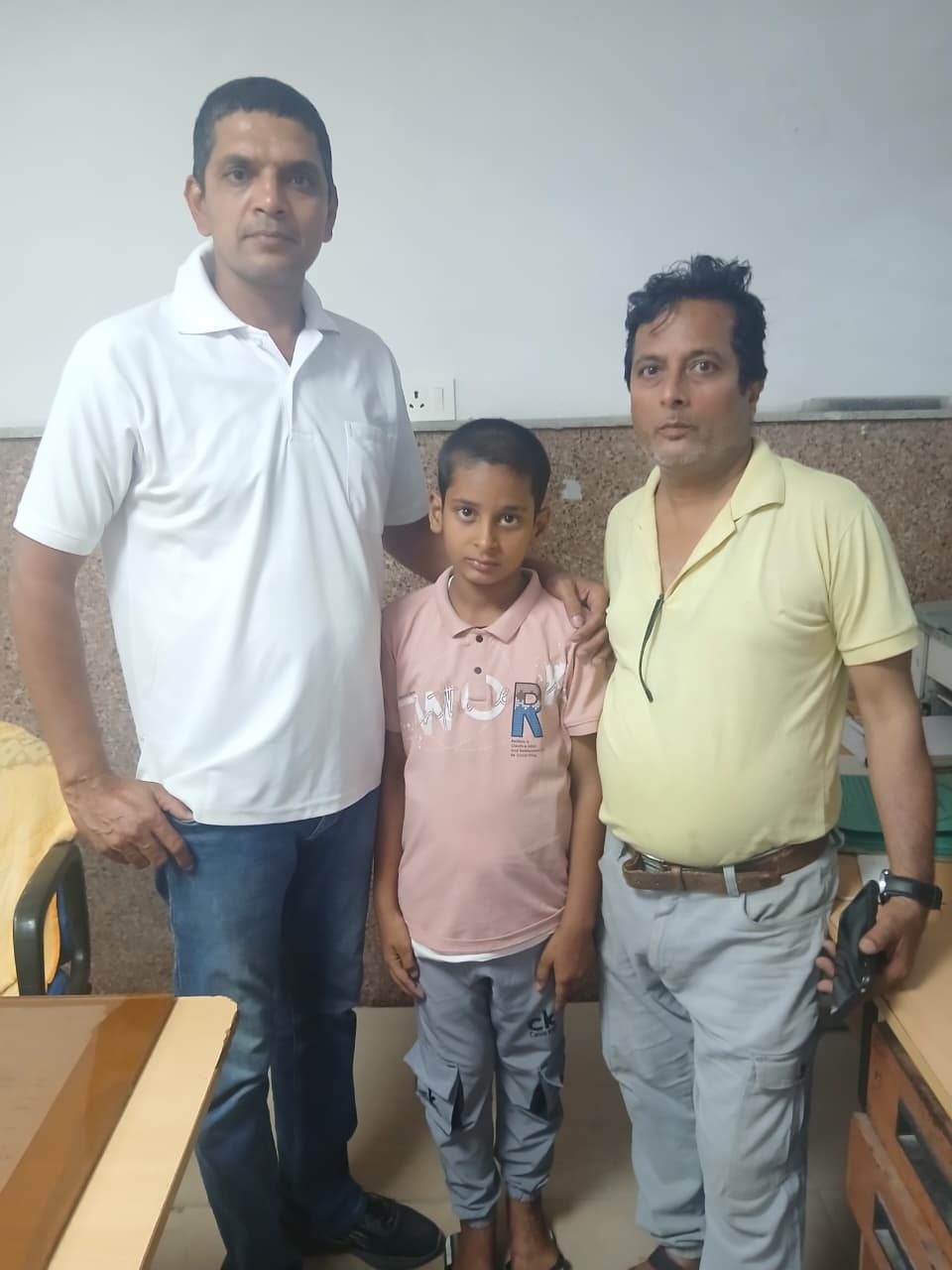 अब तक कई बिछड़ों को अपनों से मिला चुके हैं एएसआई अजय झा