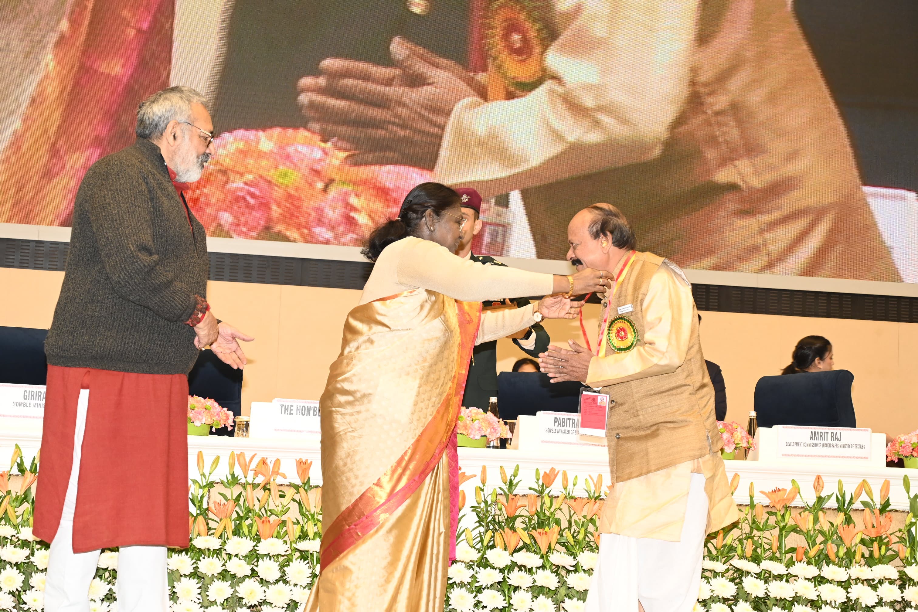 Odisha Artist Couple Wins President’s Award For Reviving Traditional Painting And Cow Dung Doll Art