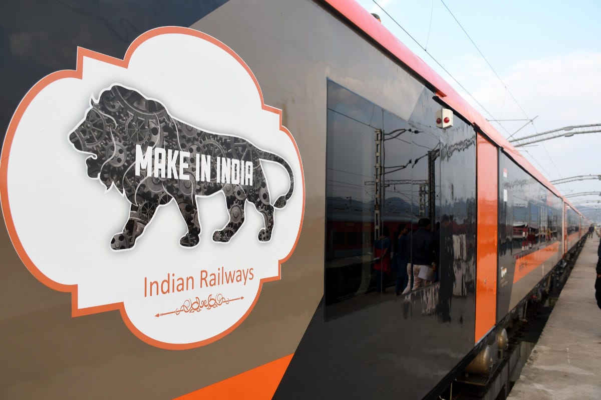 Guwahati-Howrah Vande Bharat Sleeper train