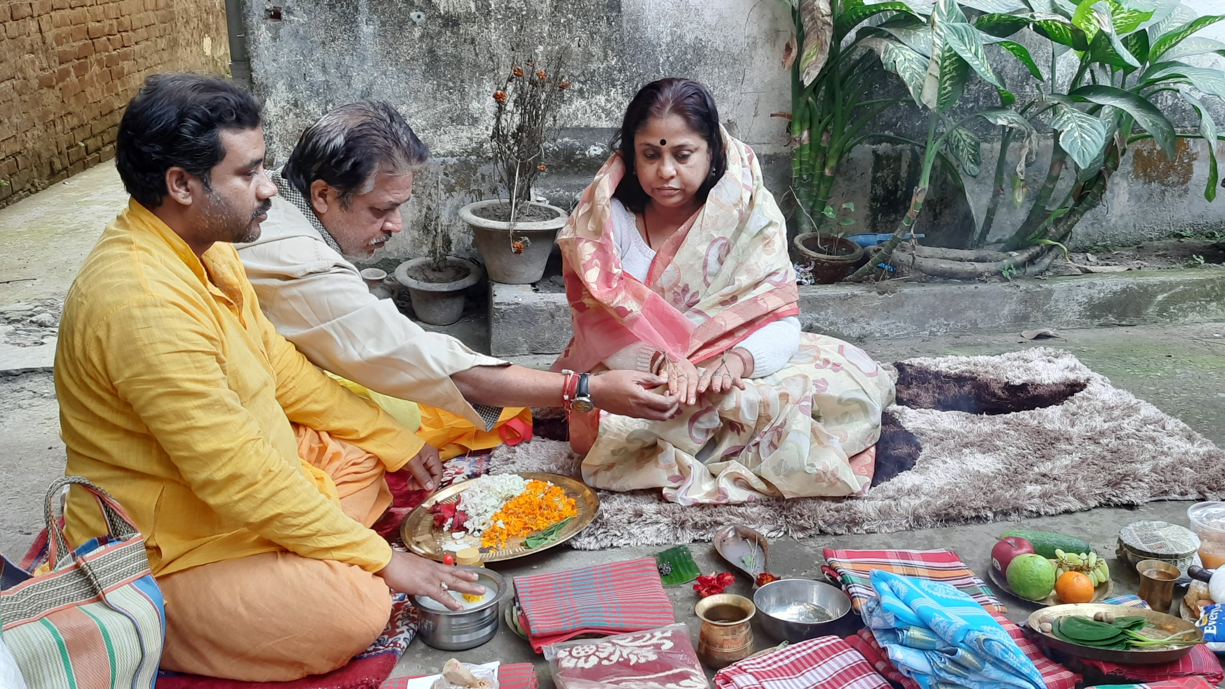 cat funeral in jalpaiguri