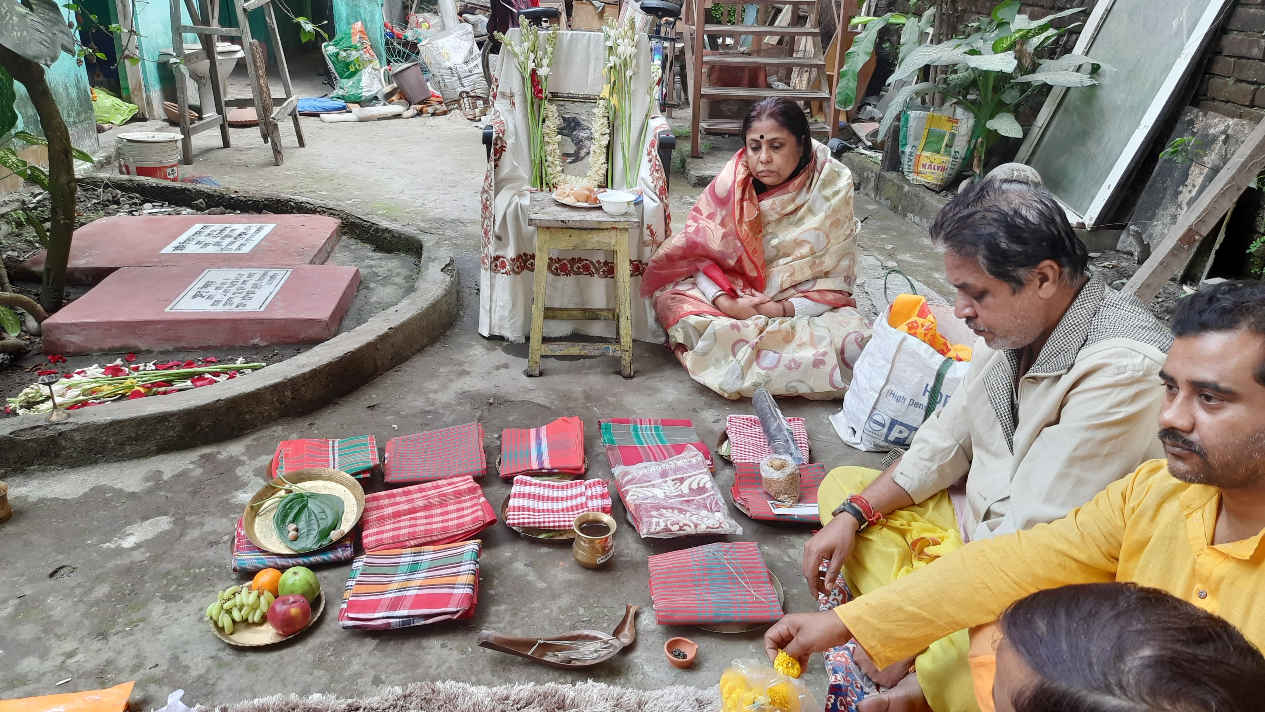 cat funeral in jalpaiguri