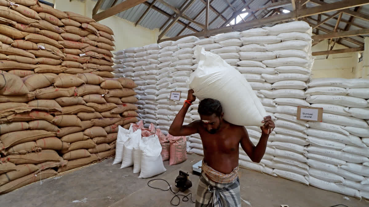 India's Sugar Exports Reach 2.01 Lakh Tonnes Till Feb of 2025-26 Marketing Year: AISTA