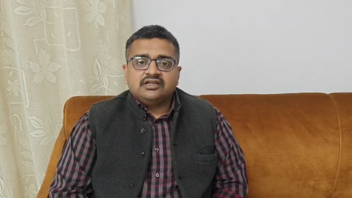 Karauli District Collector’s Mobile Number Hacked, Public Urged Not To Respond To Suspicious Messages Karauli District Collector Neelabh Saxena's mobile number was hacked by a cyber fraudster