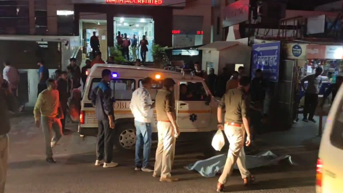 Firing in front of a hospital located on Delhi Bypass in Rohtak