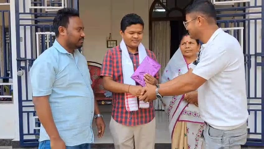 Rontu Chetia from Dibrugarh has-won state film editing award