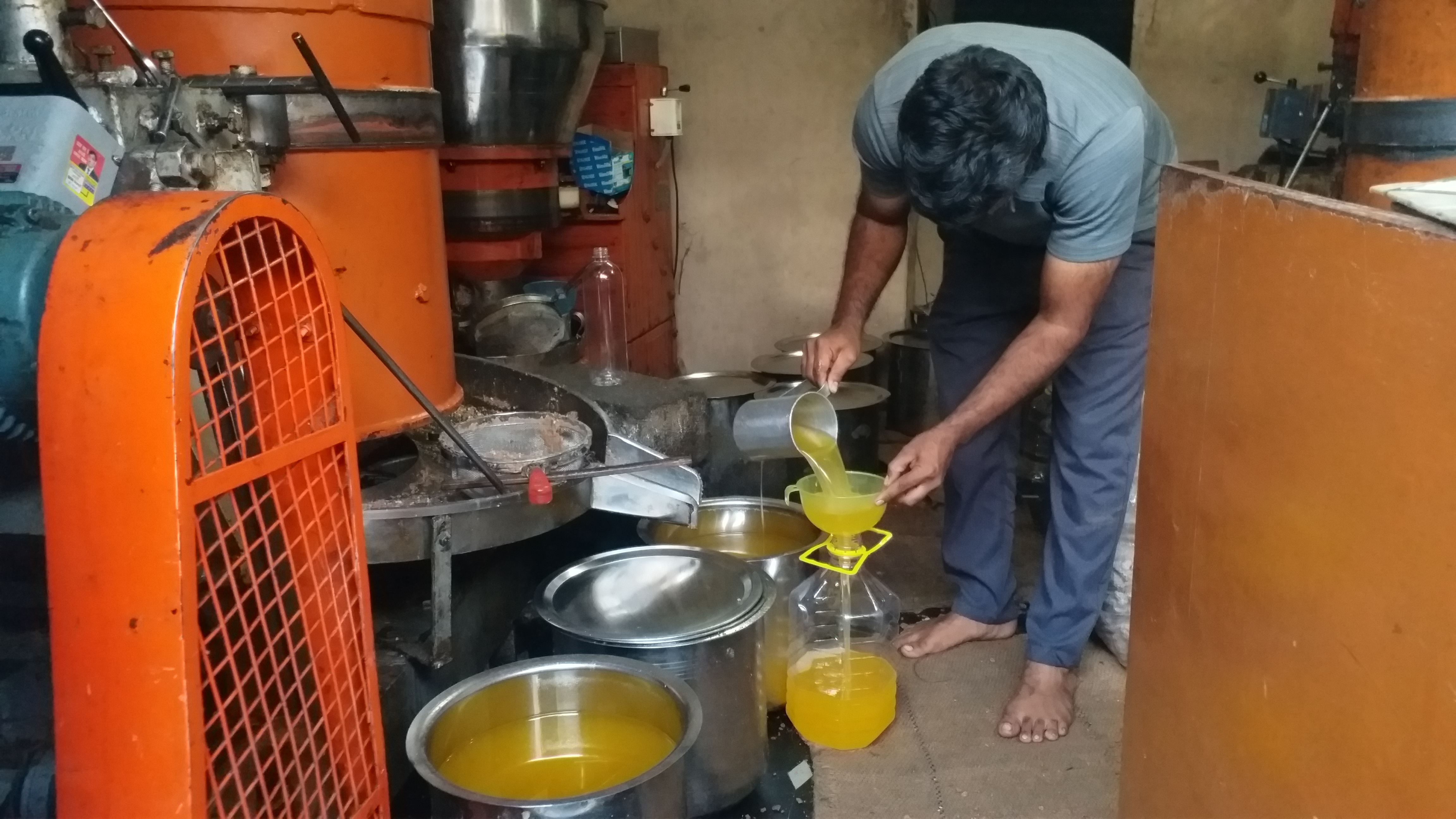 Liter Coconut Oil Price Reached Rs 600
