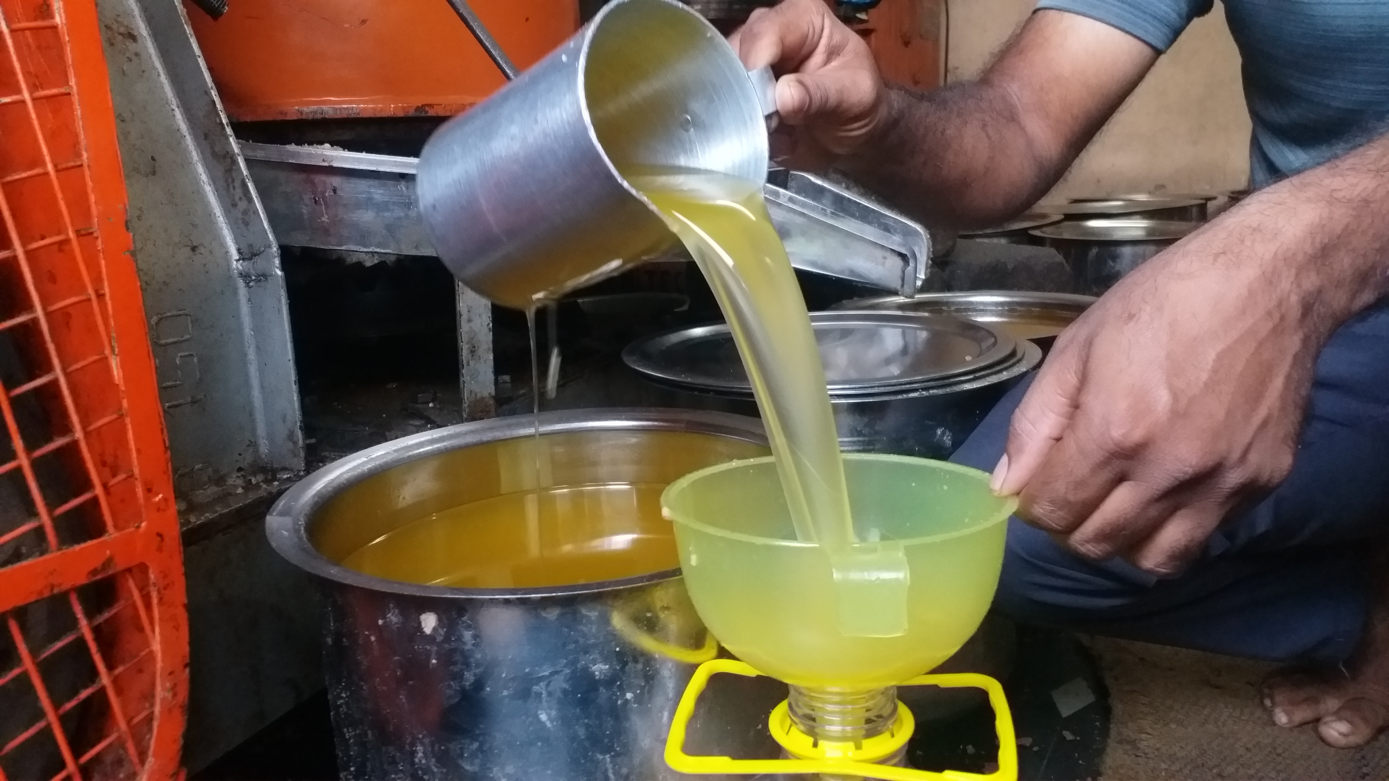 Liter Coconut Oil Price Reached Rs 600