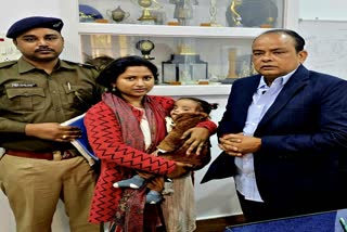 Arrangement of injection for sick girl of Giridih with government help on initiative of Health Minister