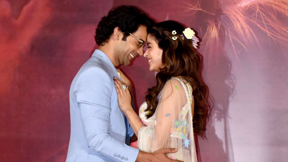 'We Totally Fell in Love': Janhvi-Rajkummar Reveal First Reaction on Mr & Mrs Mahi Song Dekha Tenu 'We Totally Fell in Love': Janhvi-Rajkummar Reveal First Reaction on Mr & Mrs Mahi Song Dekha Tenu
