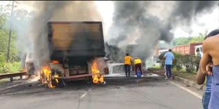 Two burnt alive after two trucks collided in Sundargarh