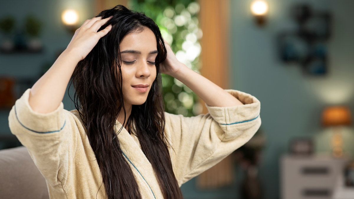 Benefits of Putting Oil on Hair for Overnight