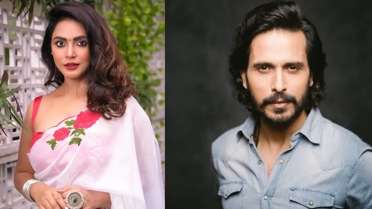 Actors Nitu Chandra and Kranti Prakash Jha.
