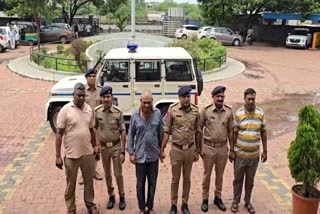 RTOની નકલી રસીદો બનાવી વાહનો છોડાવવાનું કૌભાંડ