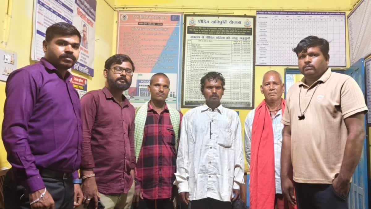 Dhamtari: Missing Youth Returns Alive After His Own Funeral, Police Baffled