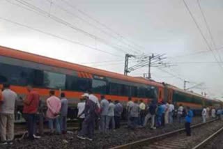 madhupur-shravani-mela-special-train-derails-in-ranchi
