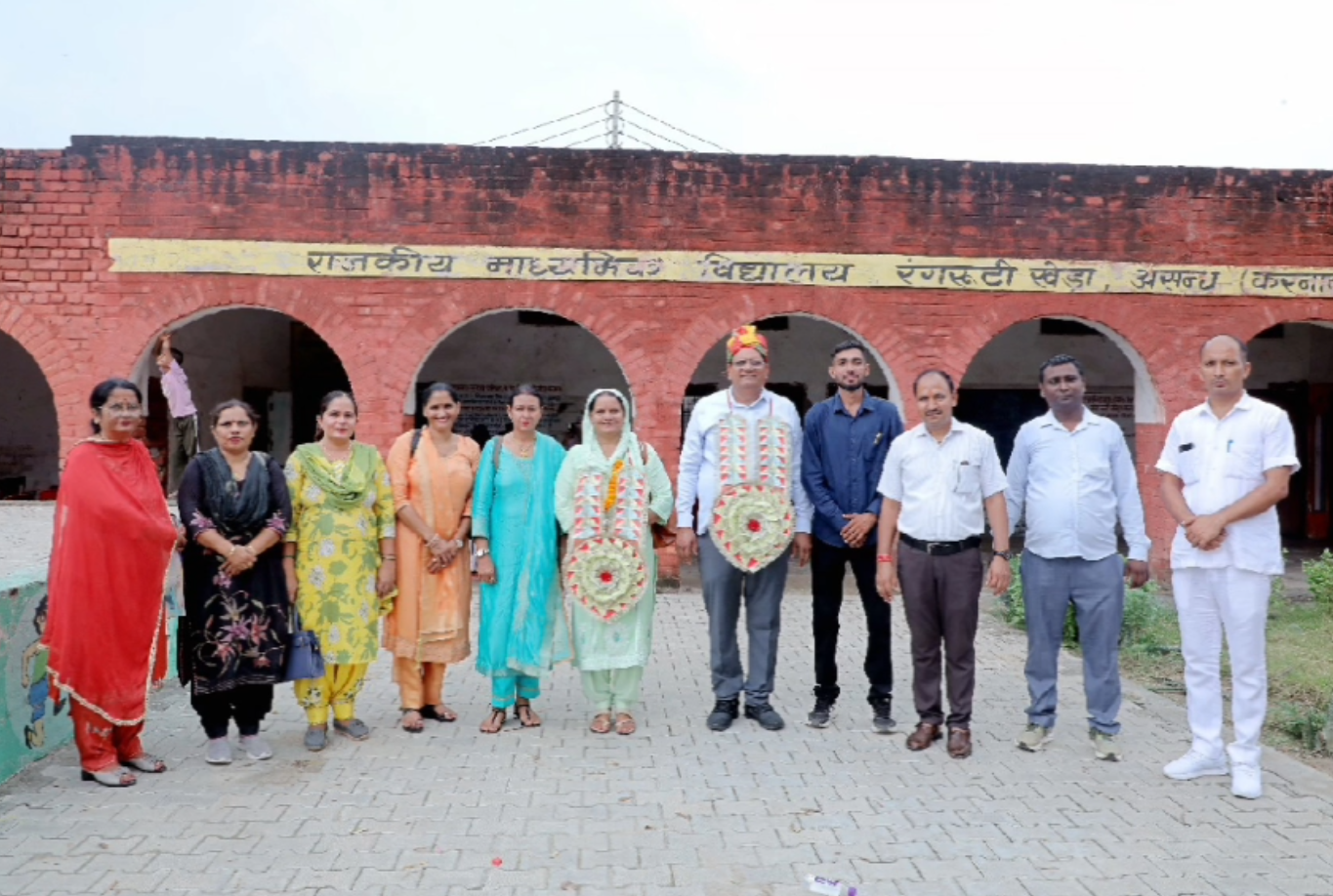 Unique initiative Karnal teacher Satpal Bisla arranged the marriage of a poor girl on retirement