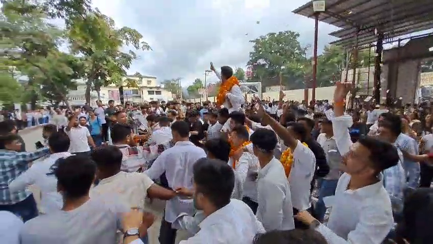 Students Fight in Haldwani