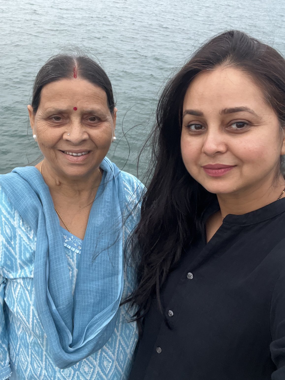 LALUS DAUGHTER QUITS POLITICS