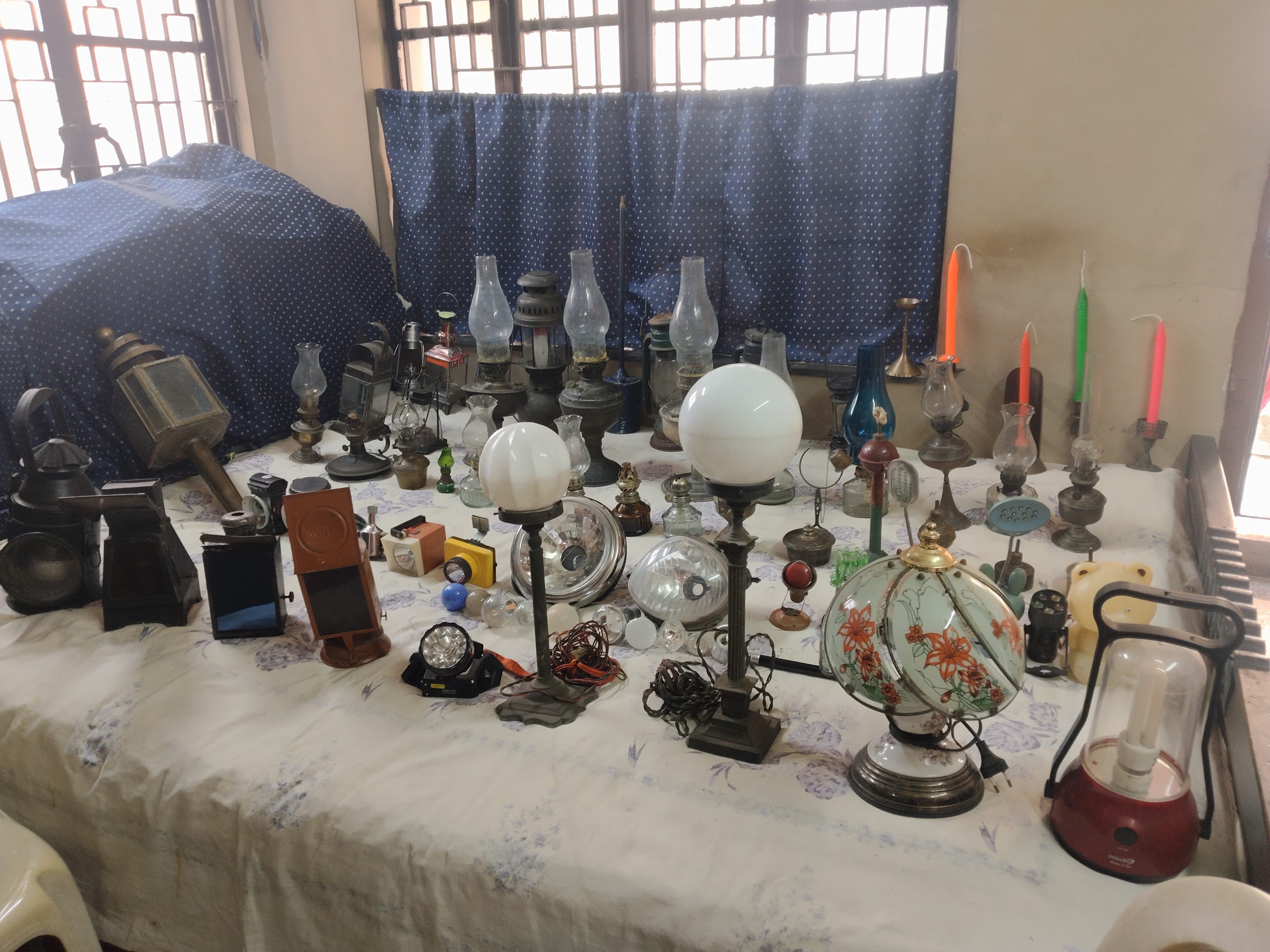 BRITISH ERA LAMPS