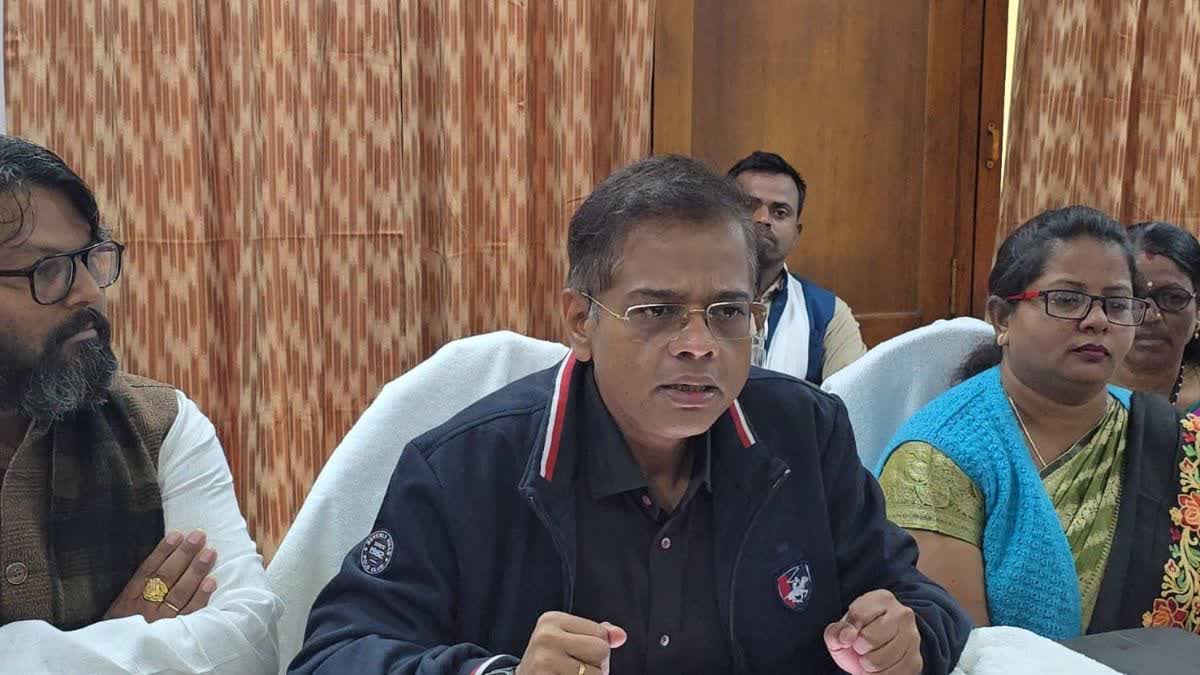 Amit Jogi accused of spread Adaniism