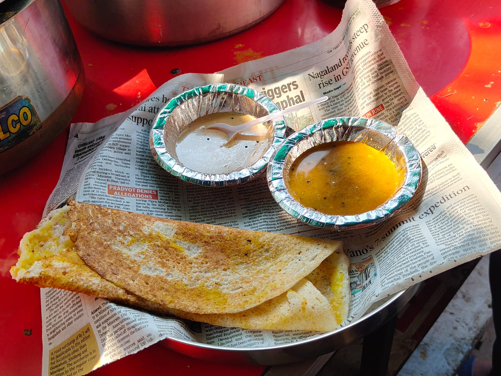 Women who Selling Dosa just at 10 rupees in Guwahati