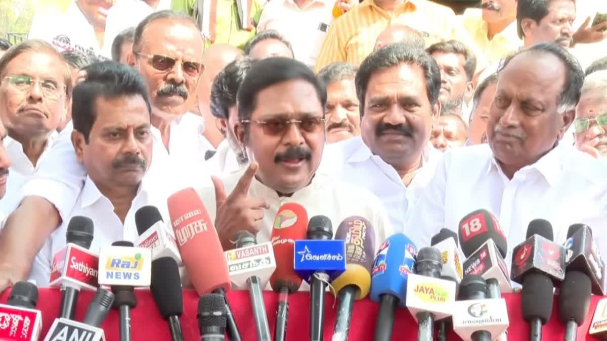 டெல்லி  சென்றது ஏன்? டி.டி.வி.தினகரன் பதில்