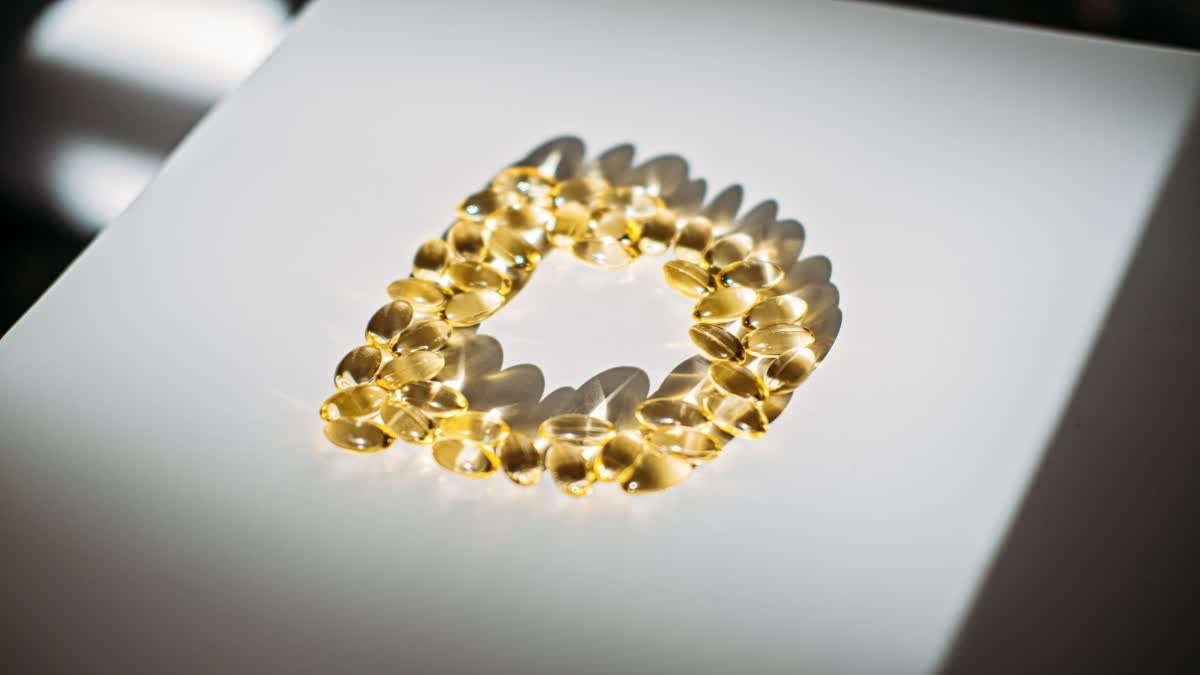 HOW TO SAFELY GET VITANIN D  MORNING SUNLIGHT GIVES VITAMIN D  BEST TIME FOR VITAMIN D  MORNING SUNLIGHT AND VITAMIN D