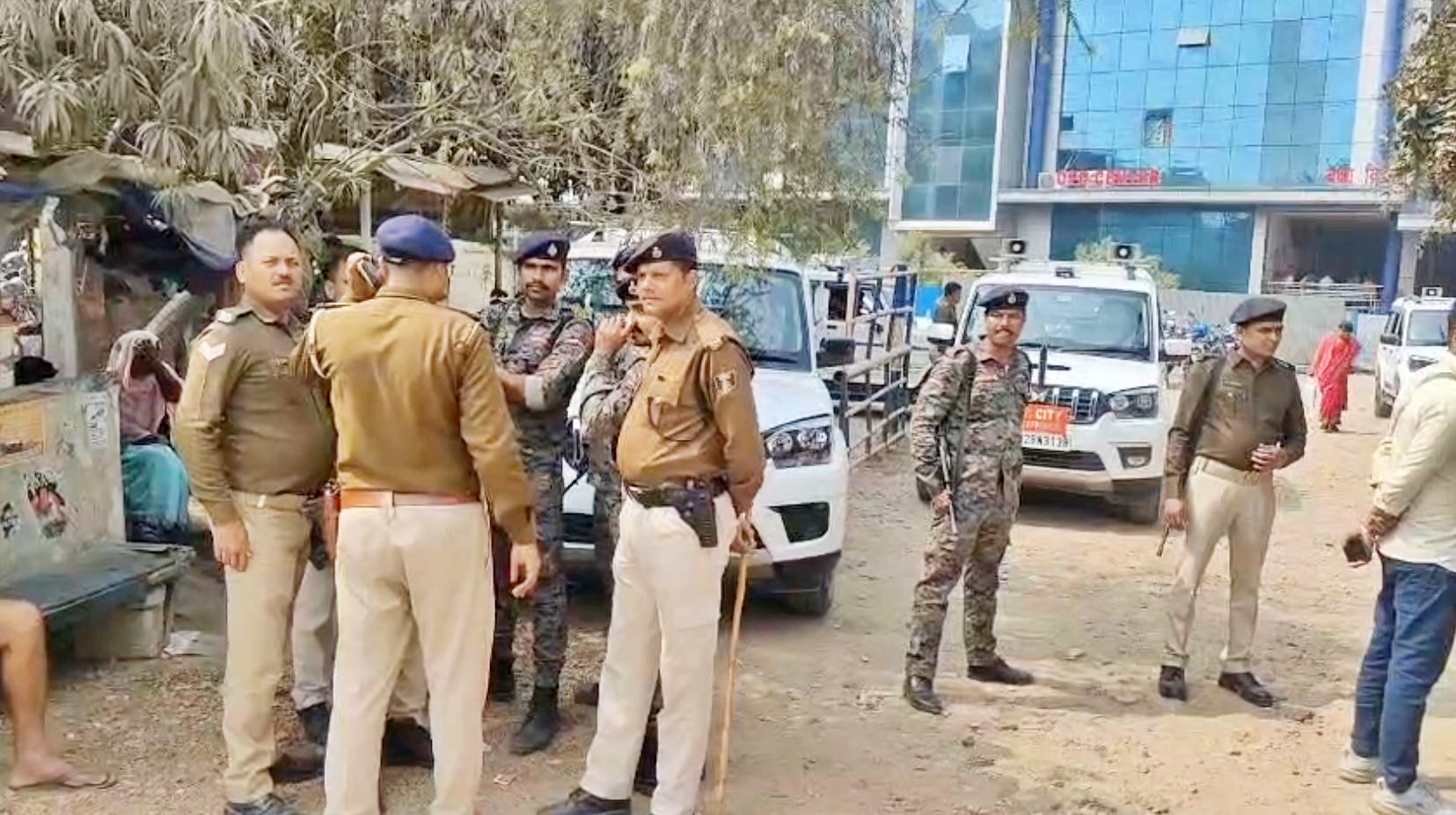 ENCOUNTER IN MUZAFFARPUR