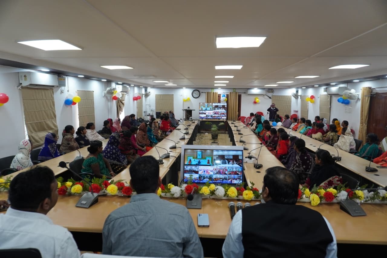 MUKHYAMANTRI MAHILA ROJGAR YOJNA