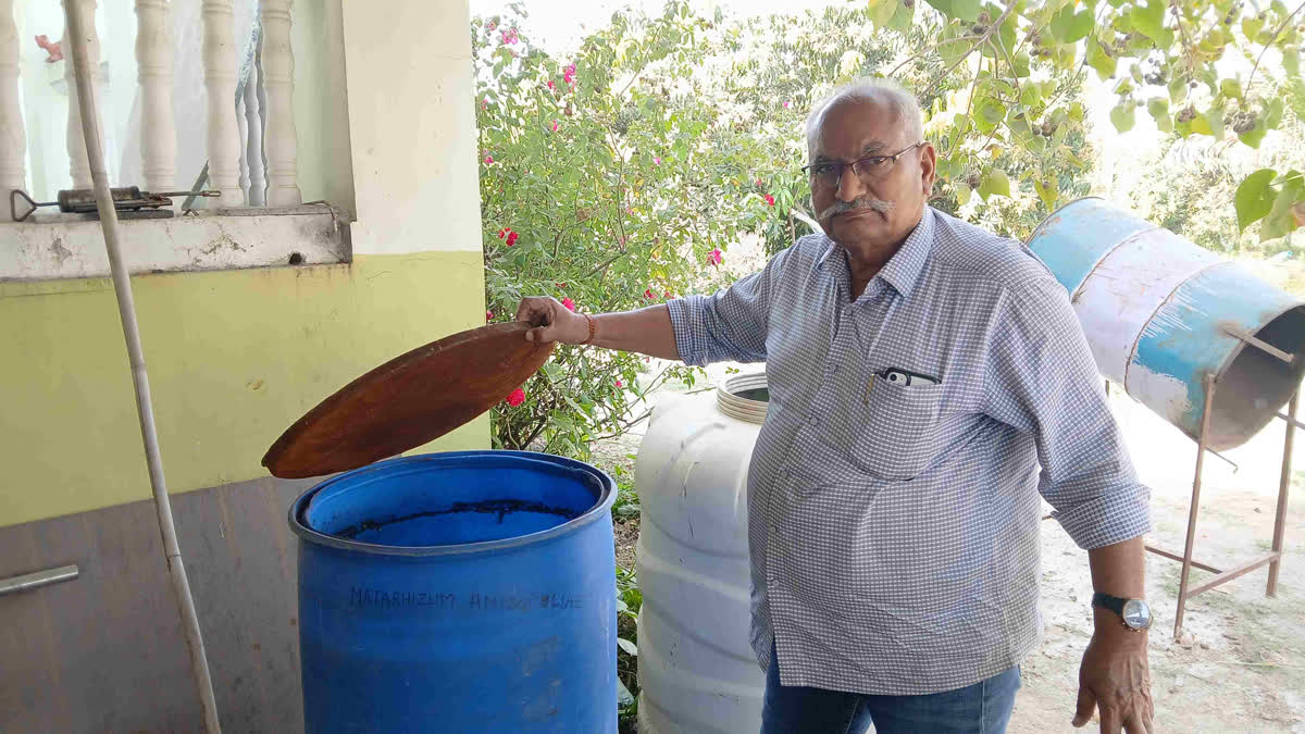 Retired Engineer Turns Organic Farmer in Kota, Cultivates 850-Tree Mango Orchard OM PRAKASH SHARMA ORGANIC FARMER IN KOTA MOTIPURA MANGOES FARM ORGANIC FARMING RAJASTHAN