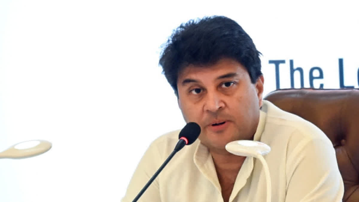 'Guaranteed Next-Day Delivery': Scindia Launches '24 Speed Post' Services, Calls It 'Moment Of Renewal For India Post'
