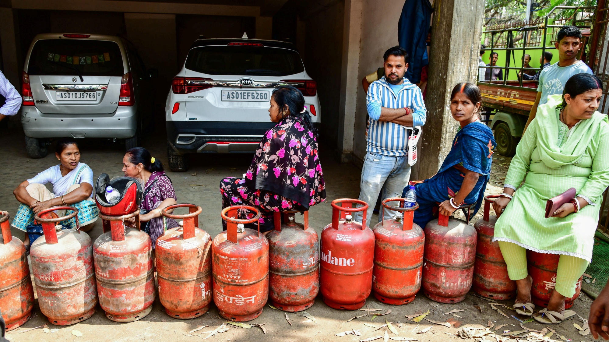 Gas Cylinder KYC