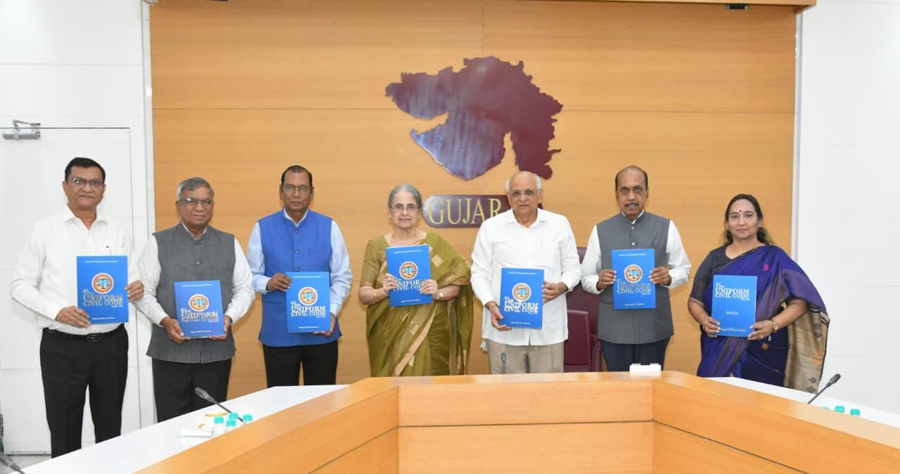 draft report on uniform civil code submitted to gujarat chief minister Urdu News