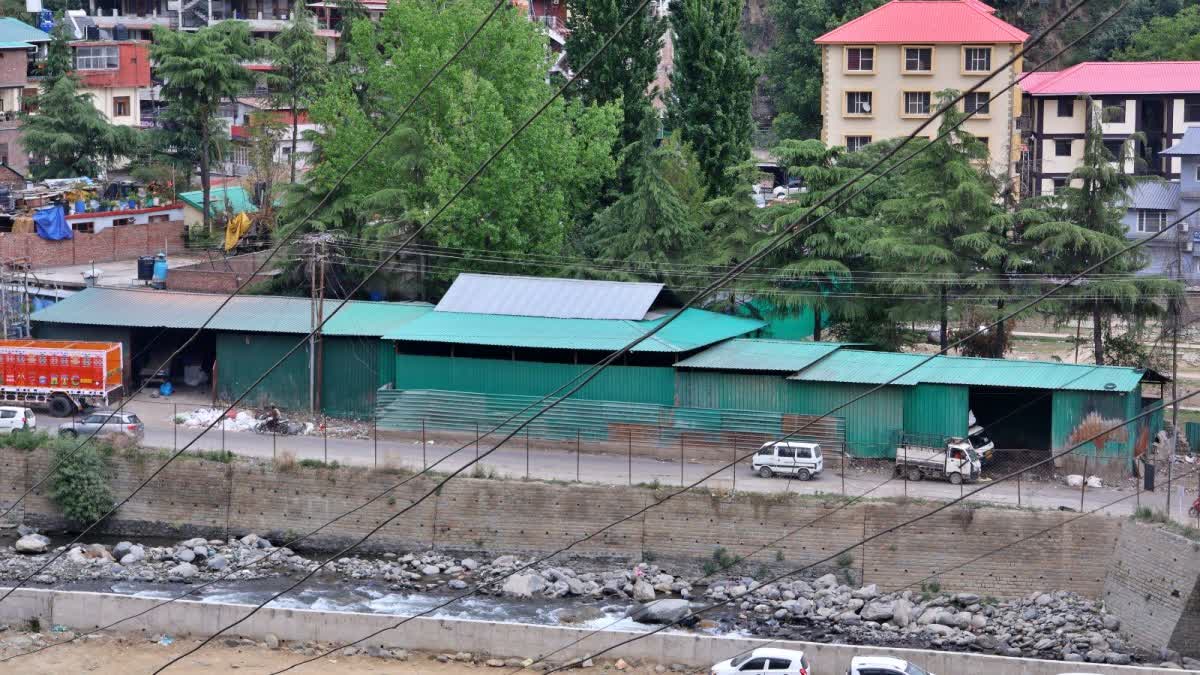Kullu People Angry on Dumping Site