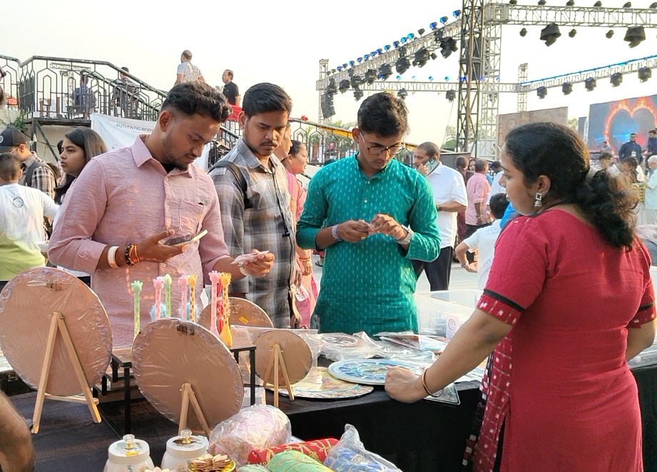 With Love From Odisha: Entrepreneur Priyanka Who Earns Through Home-Based Art Business In Hyderabad