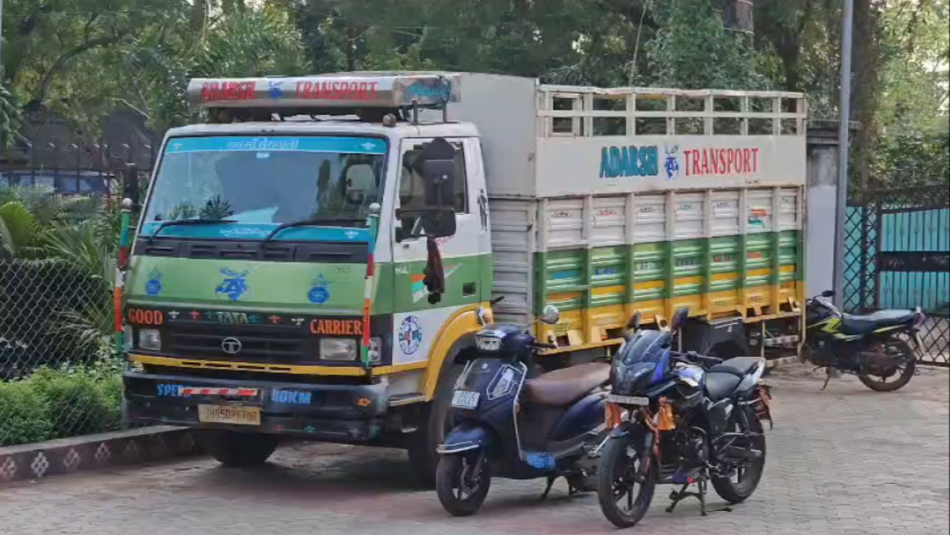 710 no truck stolen from Benapur Chowk