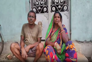 Prashant Bar with his wife.