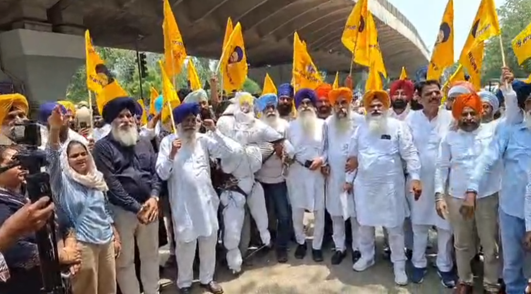 ਕਥਿਤ ਵੀਡੀਓ ਮਾਮਲੇ 'ਤੇ ਭਖੀ ਸਿਆਸਤ! ਪੰਜਾਬ ਭਰ ਵਿੱਚ ਰੋਸ ਪ੍ਰਦਰਸ਼ਨ, ਭਗਵੰਤ ਮਾਨ ਦੇ ਅਸਤੀਫ਼ੇ ਅਤੇ ਕਾਰਵਾਈ ਦੀ ਉੱਠੀ ਮੰਗ CM BHAGWANT MANN ALLEGED VIDEO CASE