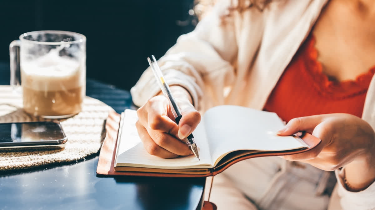 Keep a small notebook or journal, and write down three things that you're grateful for each day (Representational Image)