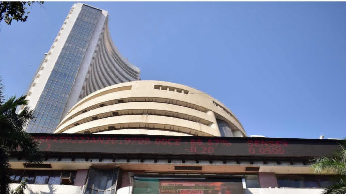 Stock Markets Rally In Early Trade Propelled By Buying In IT Firms