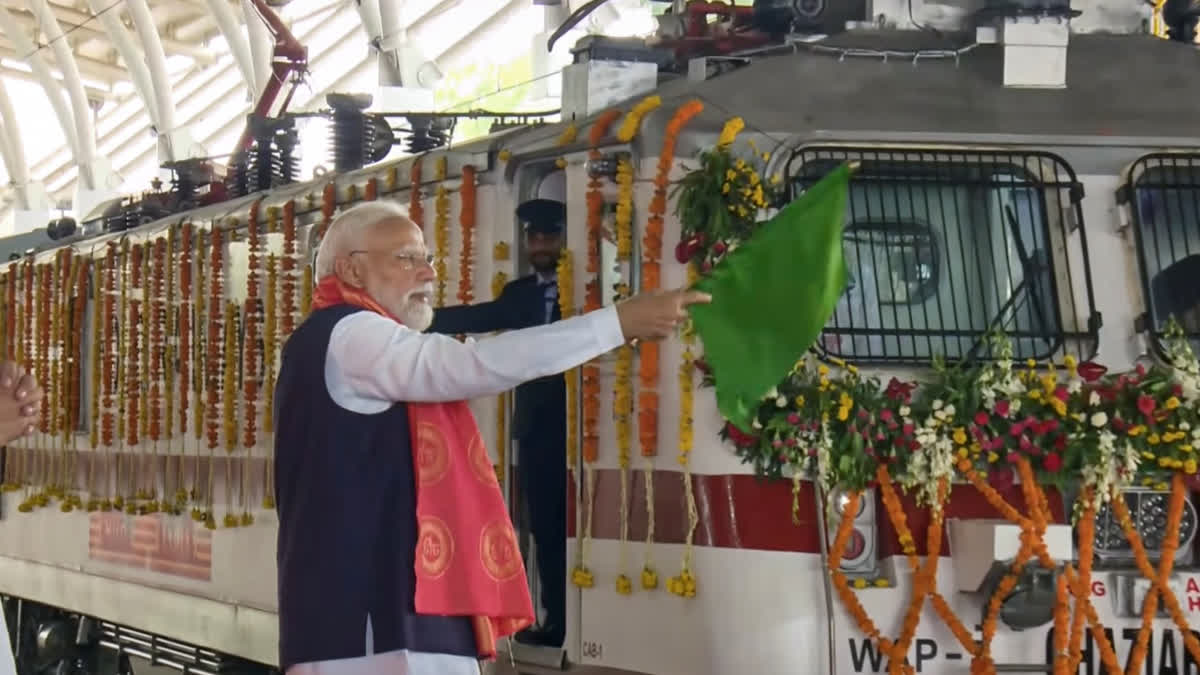 PM MODI INAUGURATES PROJECTS IN JALANDHAR