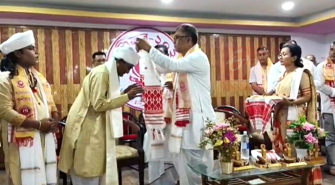 The Kushilav Award 2026 presented to prominent Satriya practitioner Prem Ojha Barbayan in morigaon