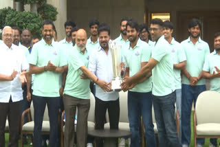 Hyderabad e-Champions meets Telangana Chief Minister Revanth Reddy