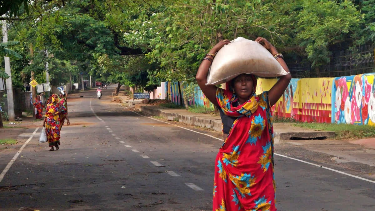 Over 1 Billion People Live In Multidimensional Poverty, Nearly Half A Billion Of These Live In Conflict Settings 1.1 Billion People Live In Multidimensional Poverty, Nearly Half A Billion Of These Live In Conflict Settings