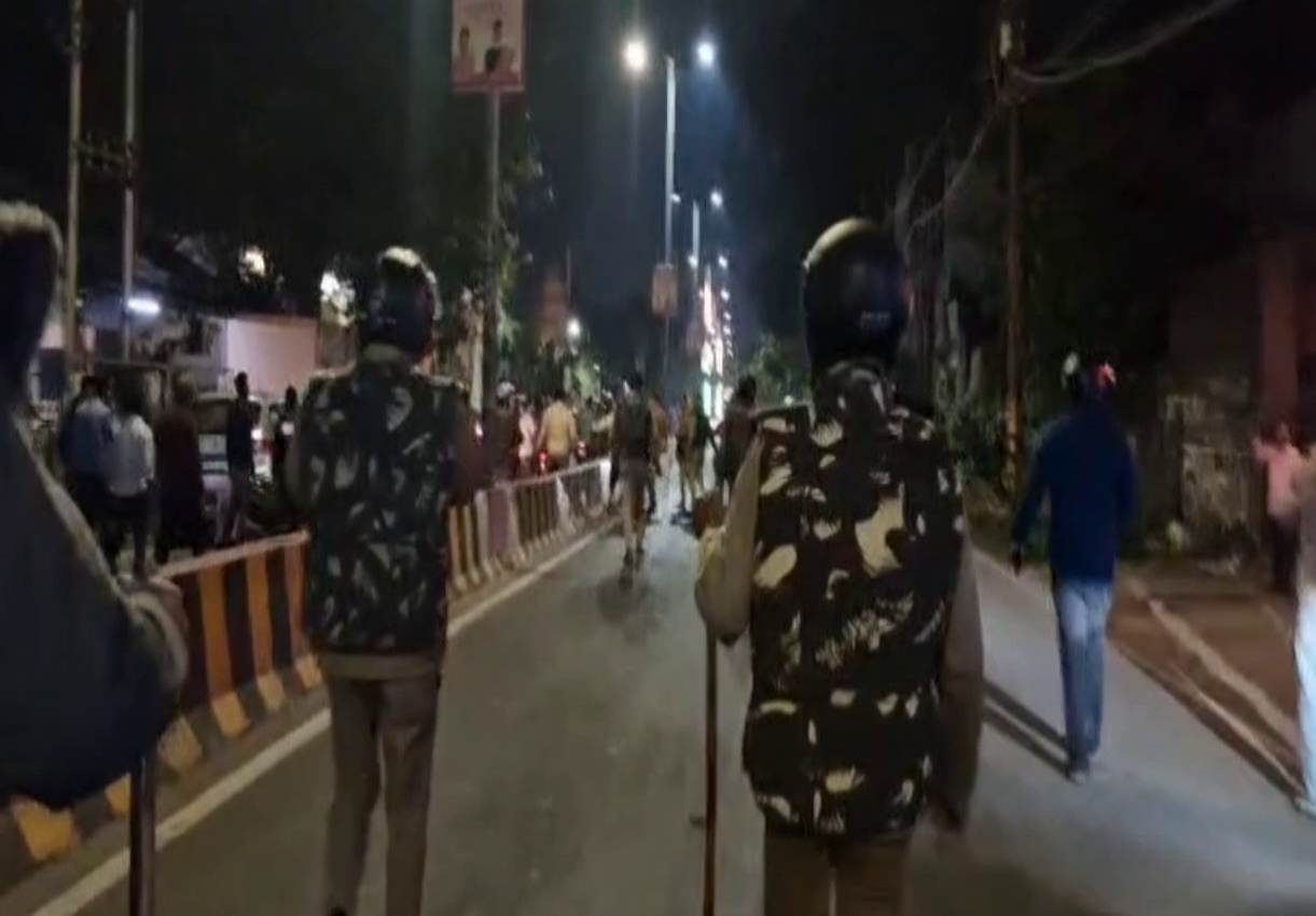 Haldwani police lathicharge