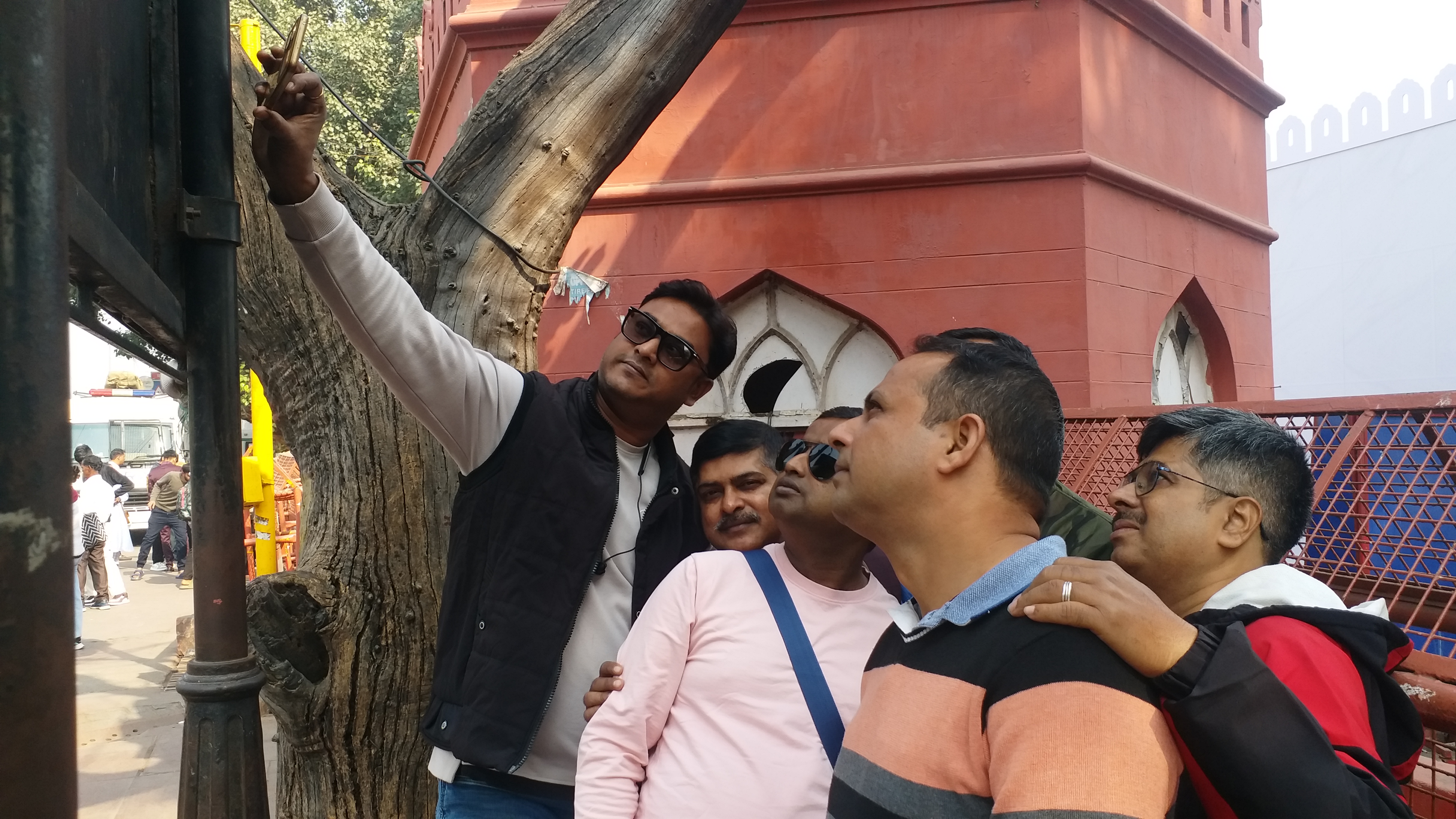 Tourists Flow To Red Fort