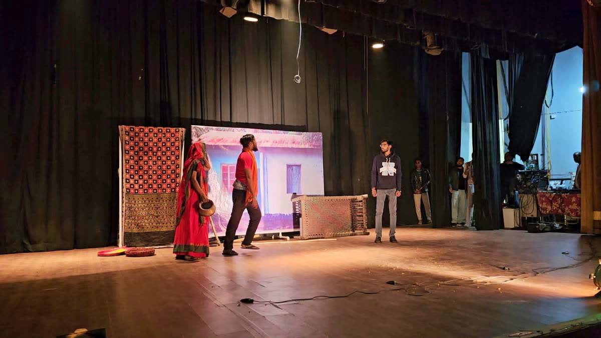 youth festival jhoomar