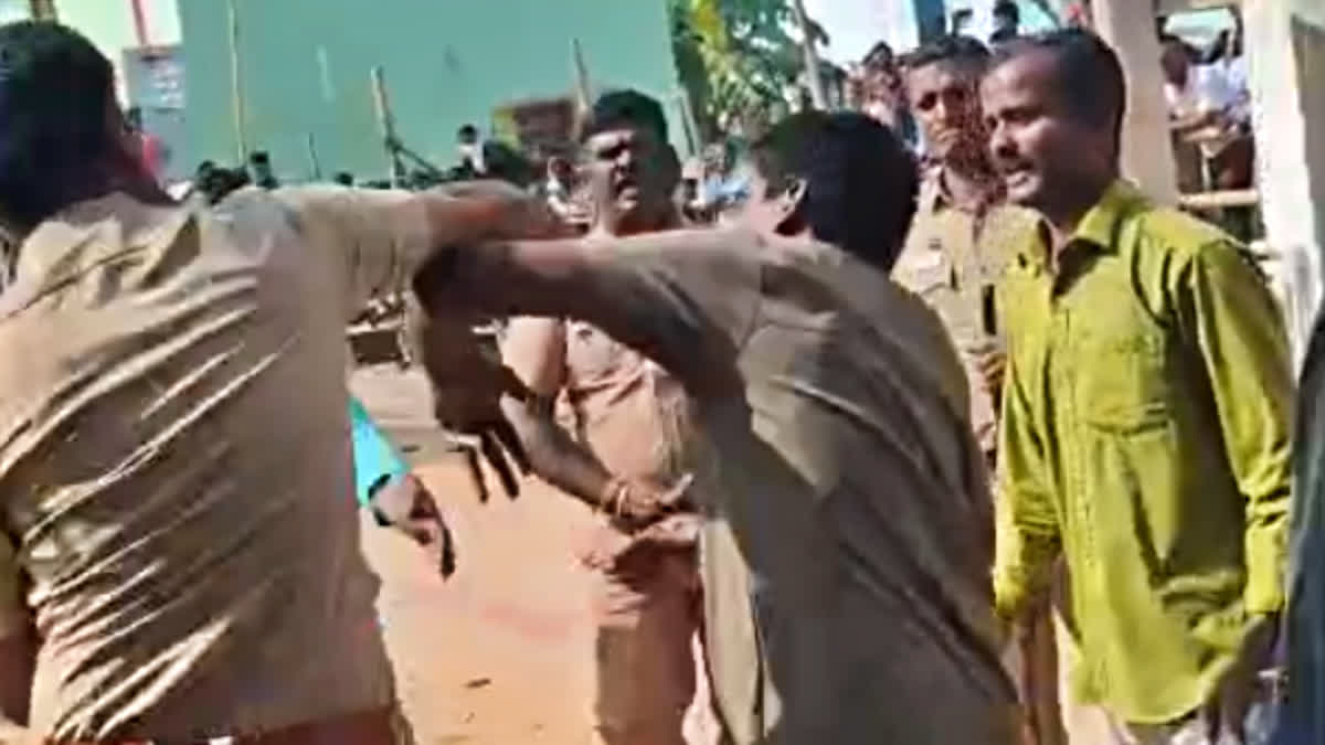 பஞ்சாயத்து துணைத் தலைவரை கன்னத்தில் அறைந்த எஸ்.ஐ! வேலூரில் பரபரப்பு