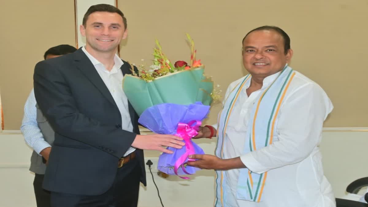 Health Minister Irfan Ansari